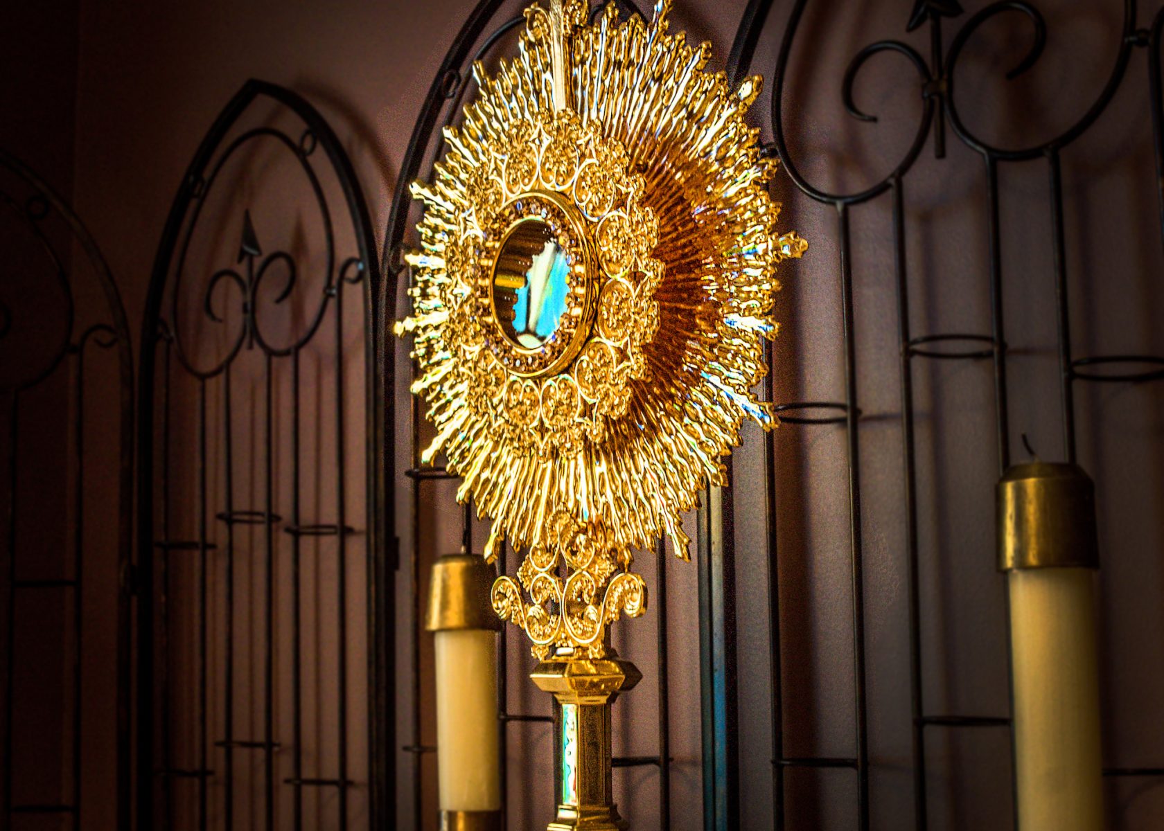 Eucharistic Adoration resumes every Thursday